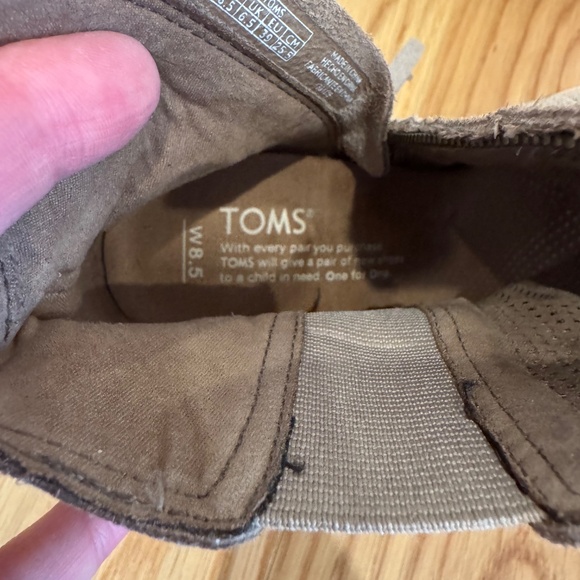 Toms suede shoes - Picture 5 of 5